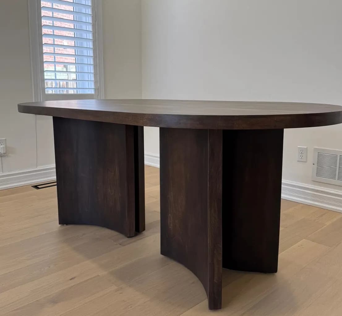 Maple Table with curved legs — main view